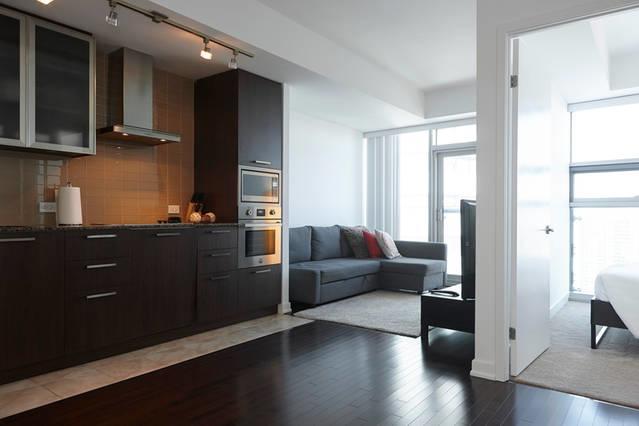 Condo Downtown, Cn Tower, Financial District Toronto Exterior foto